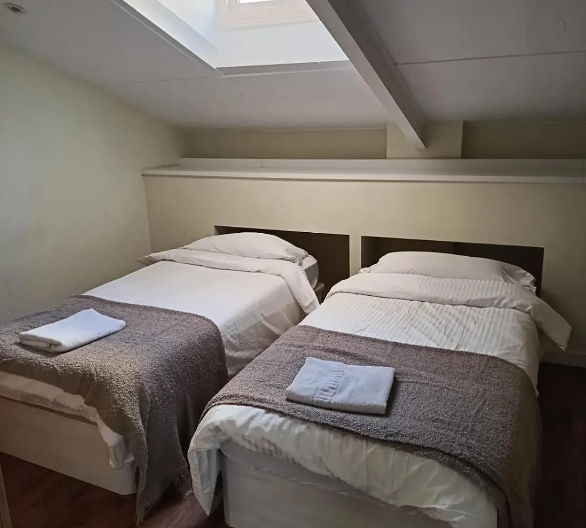Casa Letran Guesthouse 말라가 호스텔